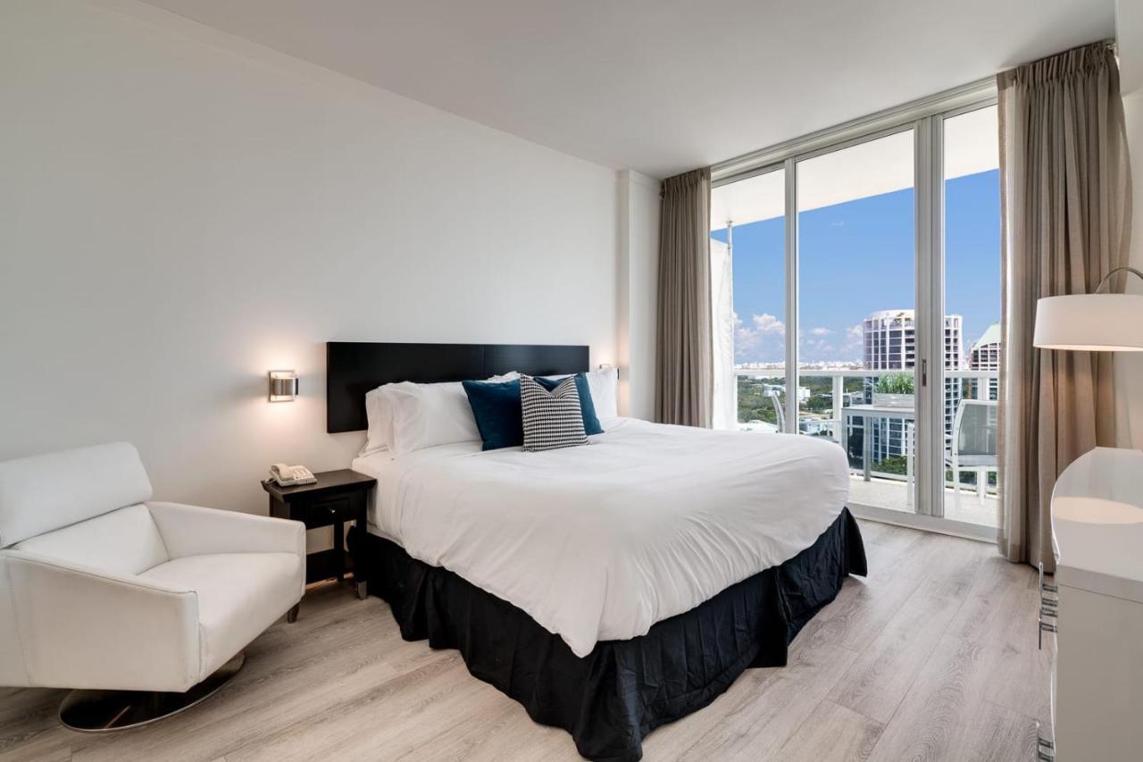 City View Balcony Steps From Restaurants, Peacock Park & Marina Miami Exterior photo